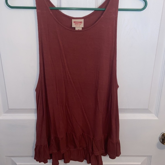 Mossimo tank - Picture 2 of 4